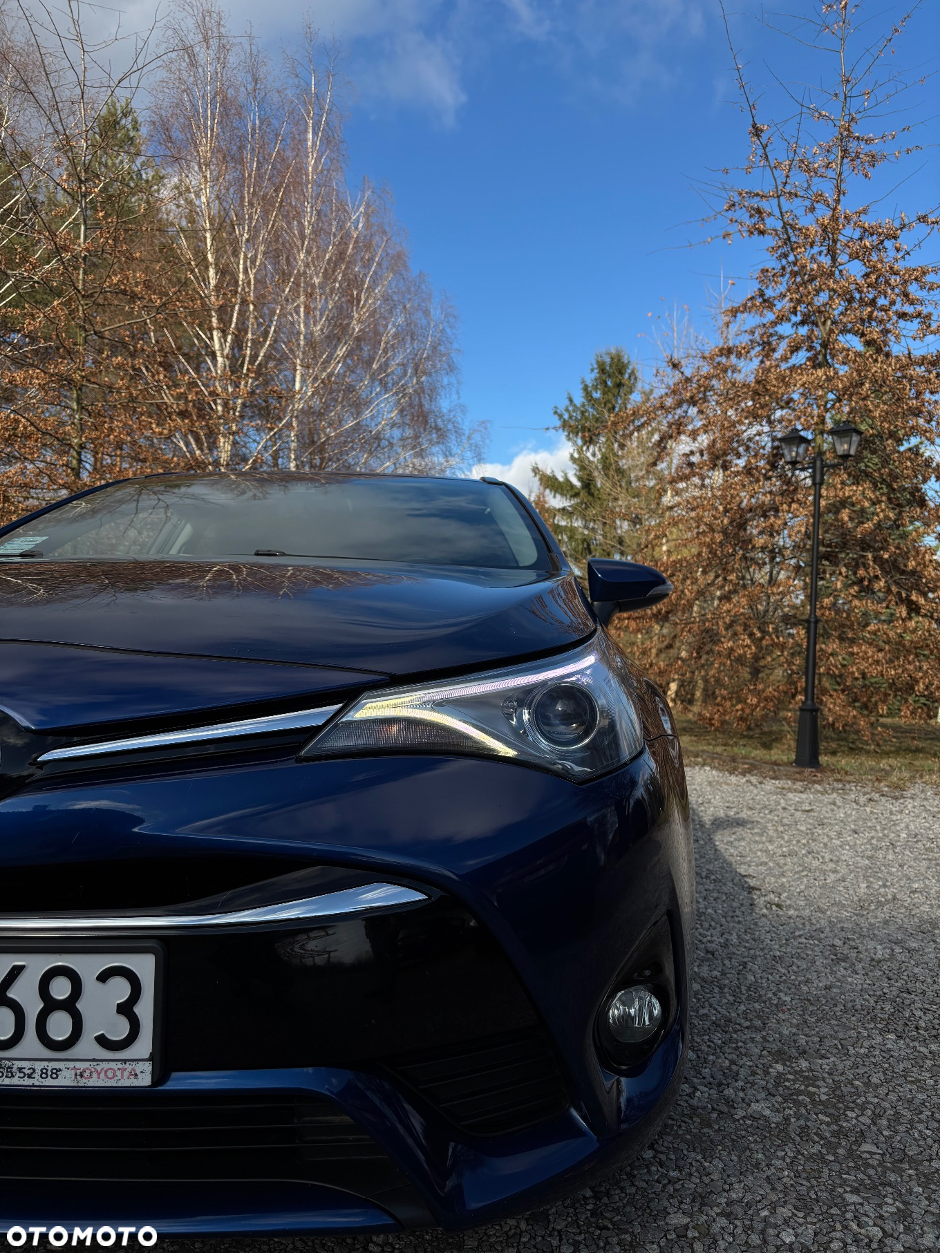 Toyota Avensis 1.8 Premium MS - 6