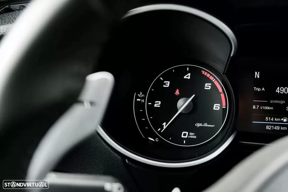Alfa Romeo Stelvio 2.2 D Super AT8 - 29