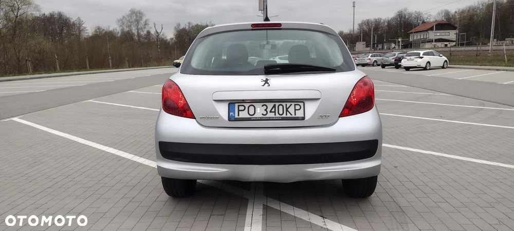 Peugeot 207 1.4 16V Trendy - 7