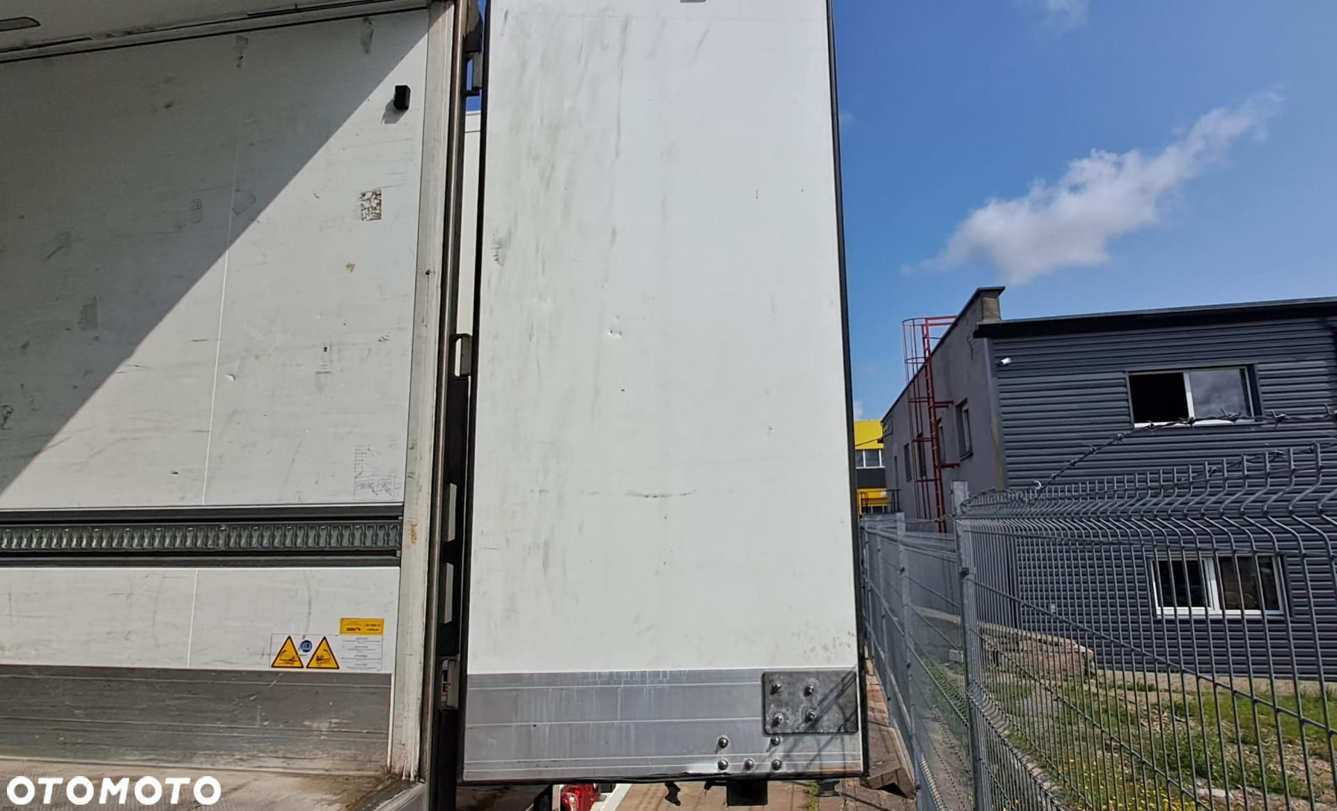 Schmitz Cargobull SKO FP 60 ThermoKing SLXi 300 - 5