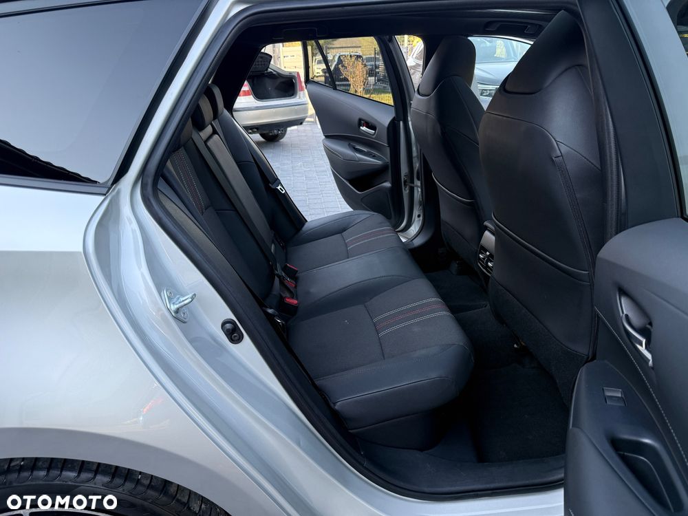 Toyota Corolla 2.0 Hybrid GR Sport - 25