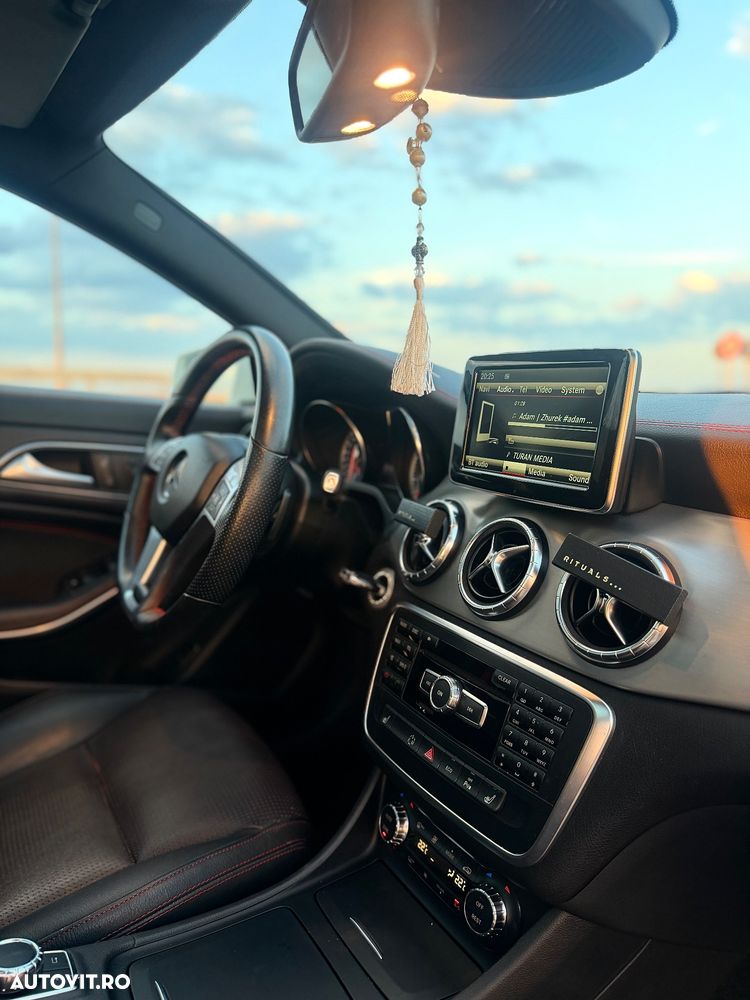Mercedes-Benz CLA 250 4MATIC Aut. - 16