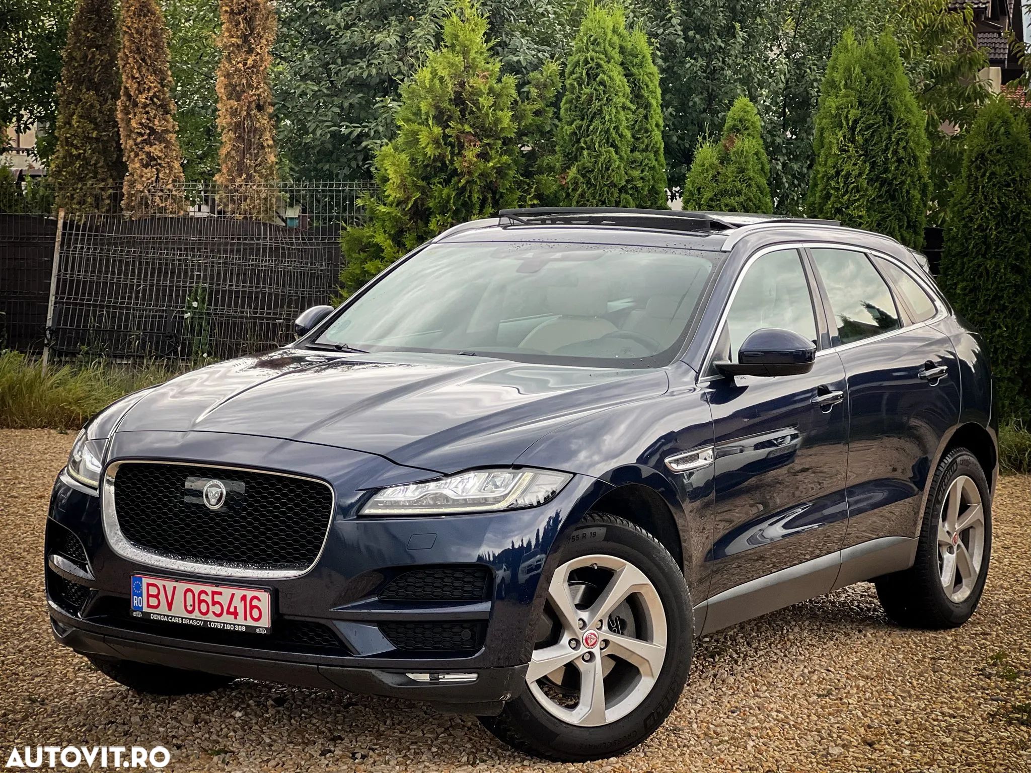 Jaguar F-Pace 20d AWD Aut. R-Sport Ingenium Edition - 1