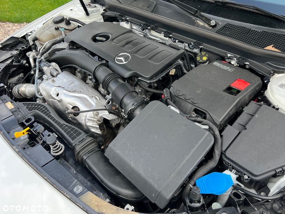 Mercedes-Benz CLA 250 7G-DCT - 37