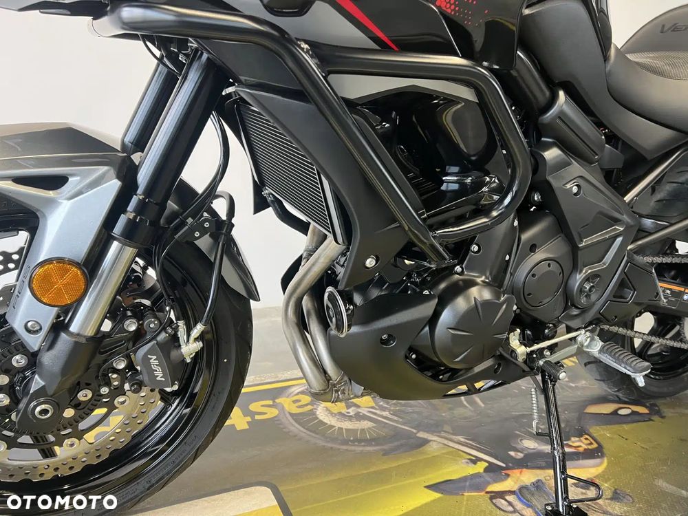 Kawasaki Versys 650 - 8