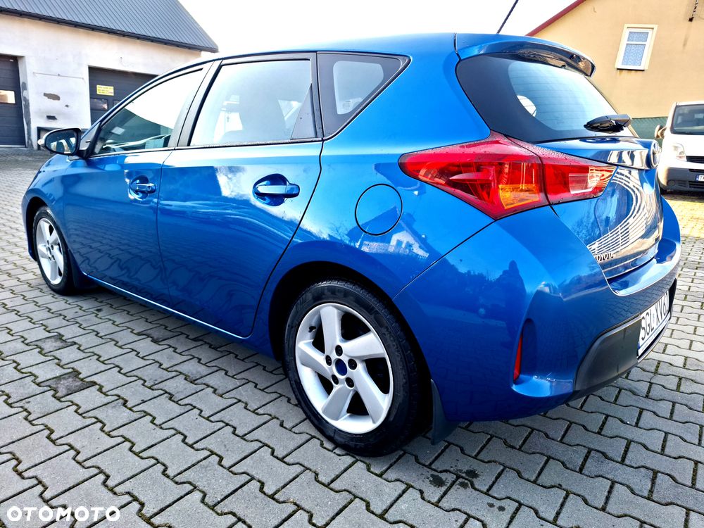 Toyota Auris - 18