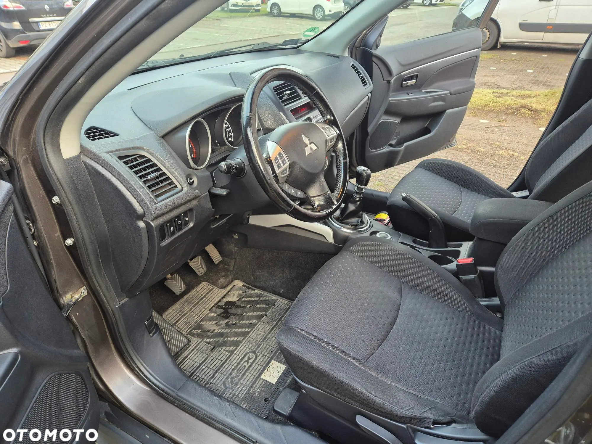 Mitsubishi ASX 1.8 DID Intense 4WD AS&G - 9