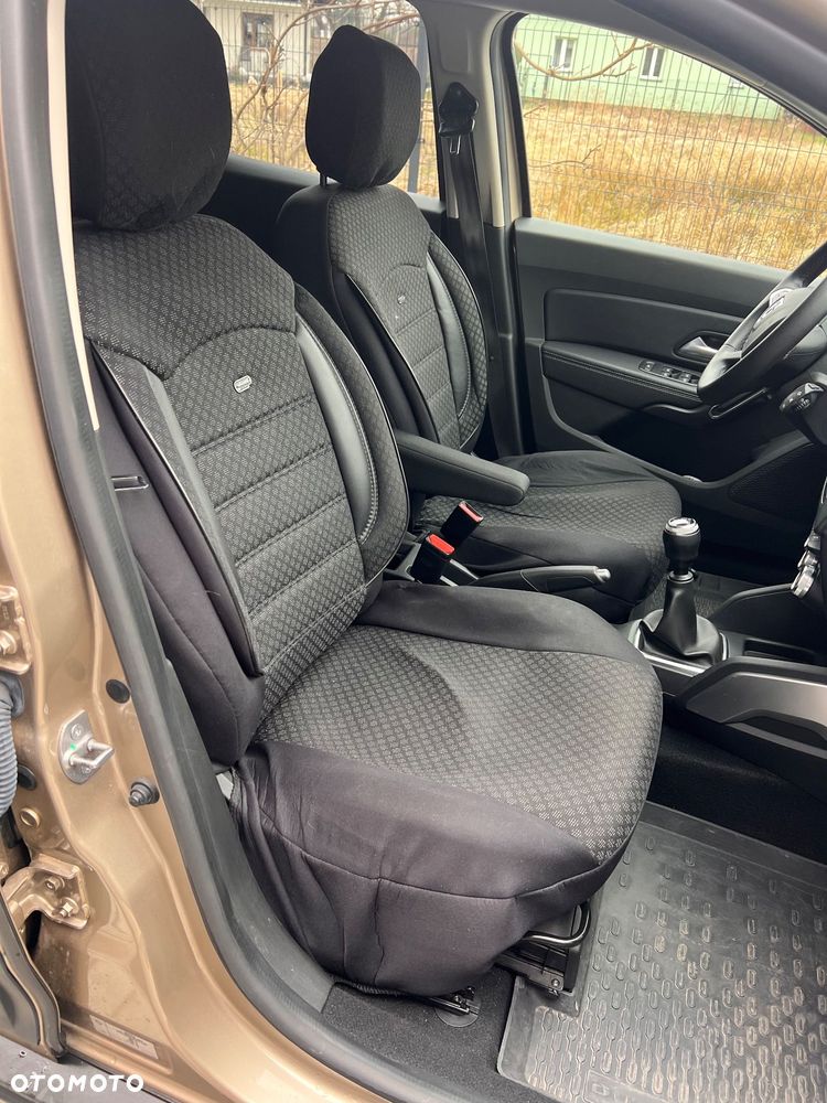 Dacia Duster 1.6 SCe Prestige 4WD - 28