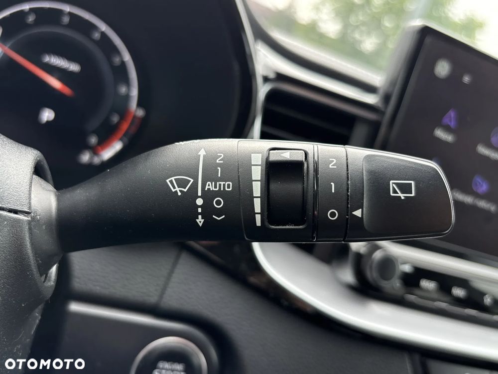 Kia Ceed 1.4 T-GDI L Business Line DCT - 25