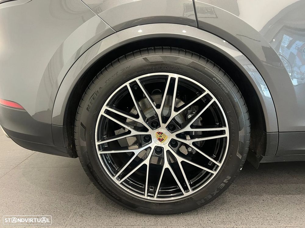 Porsche Cayenne Coupé - 16