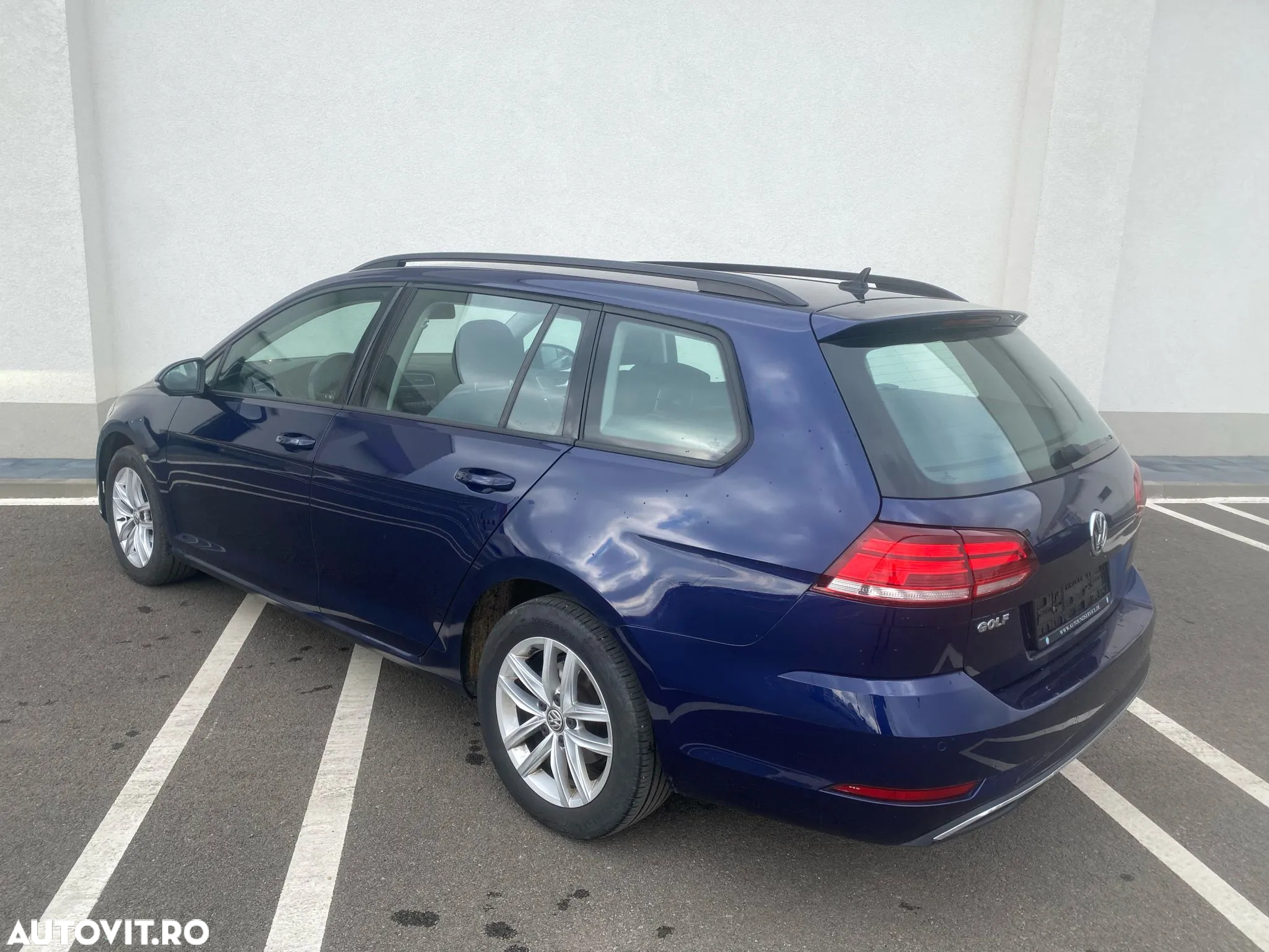 Volkswagen Golf 2.0 TDI SCR DSG Comfortline - 2