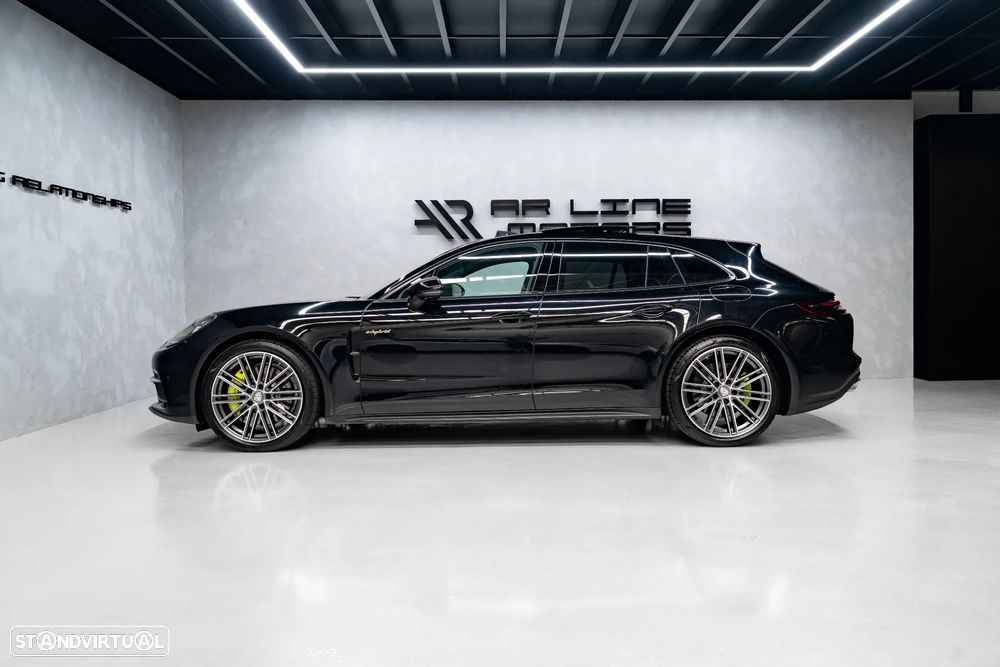 Porsche Panamera Sport Turismo - 17