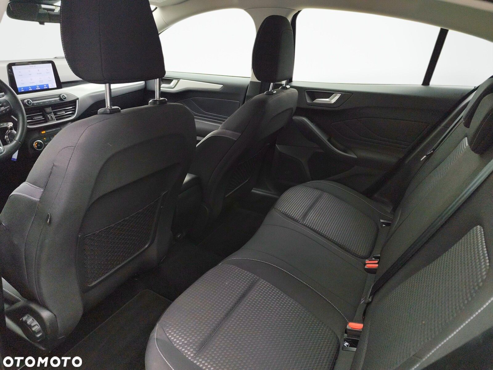 Ford Focus - 12