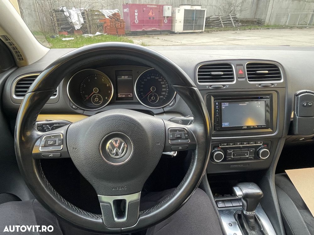 Volkswagen Golf - 17