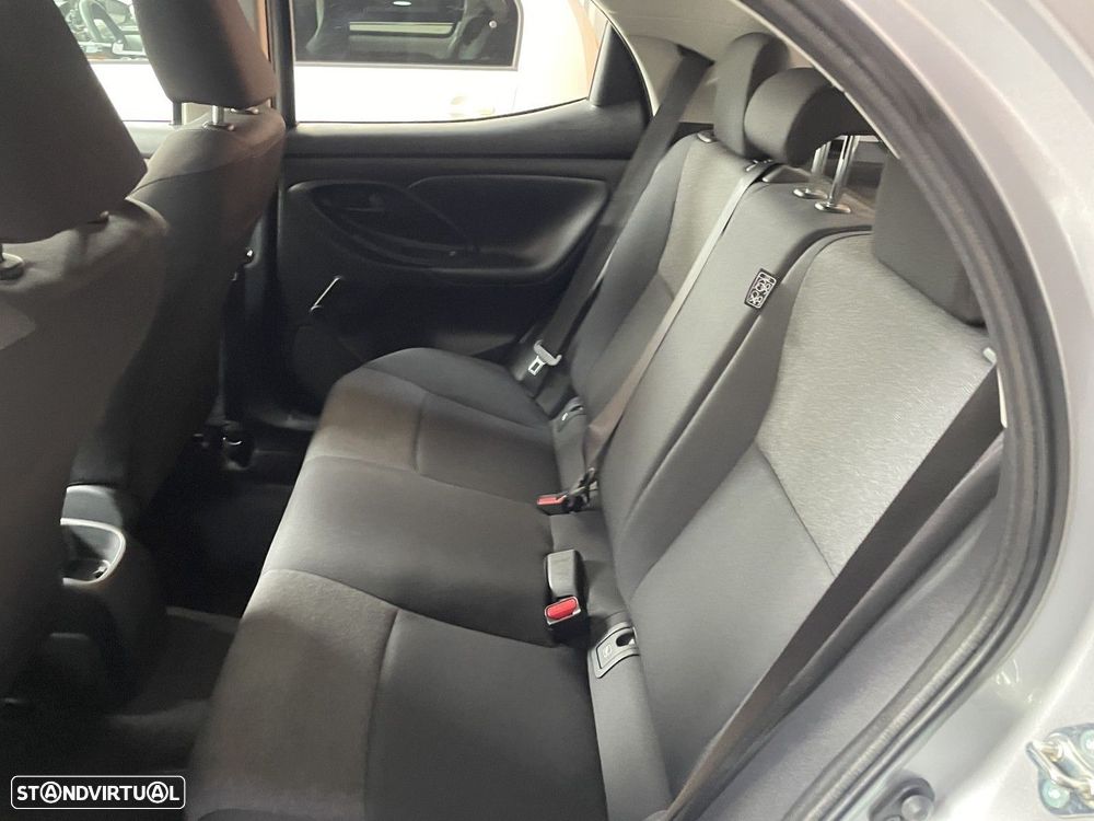 Toyota Yaris 1.0 VVT-i Comfort - 34