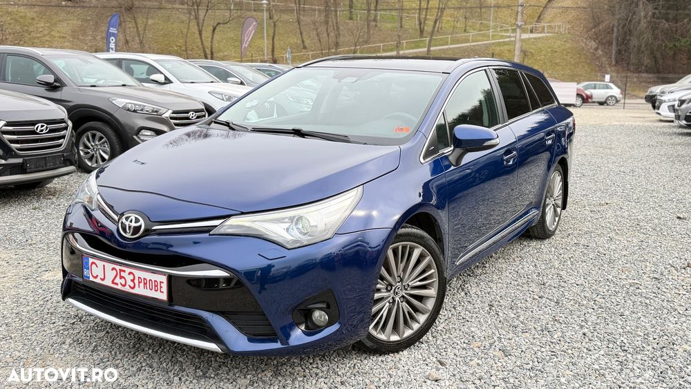 Toyota Avensis 2.0 D-4D Executive - 26