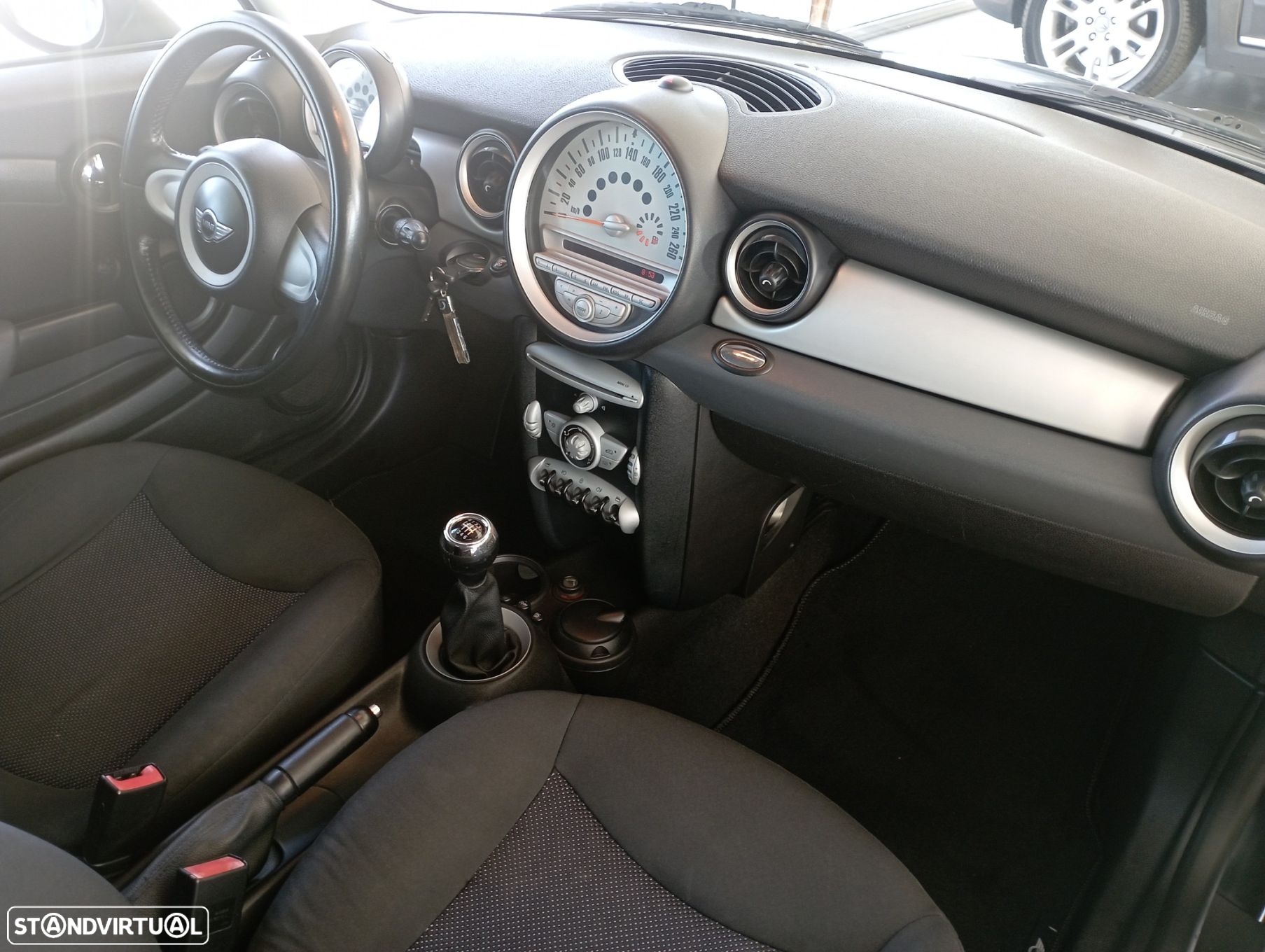 MINI 3 Portas One 1.4 - 9