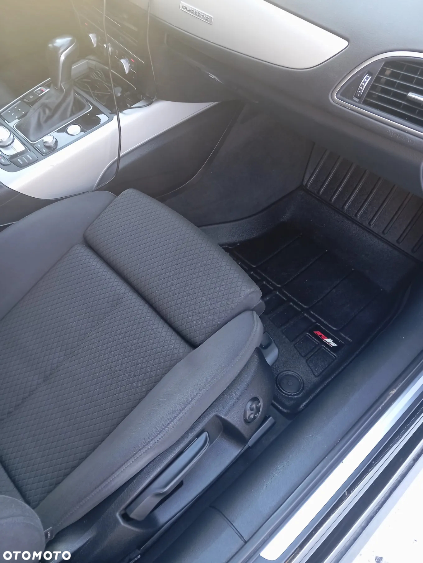 Audi A6 Avant 2.0 TDI quattro S tronic - 19
