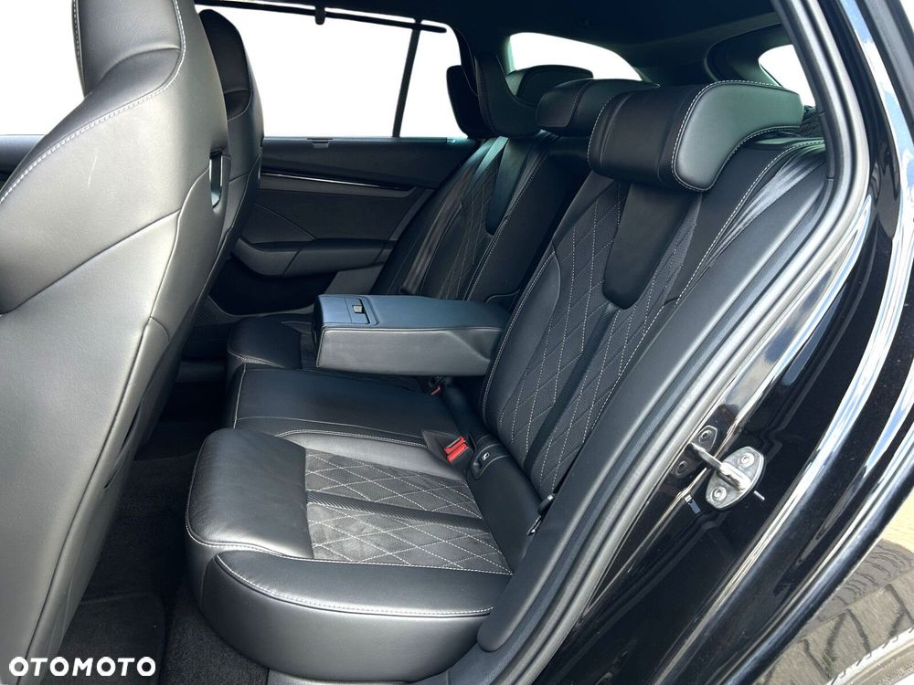Skoda Octavia 2.0 TDI 4x4 RS DSG - 11
