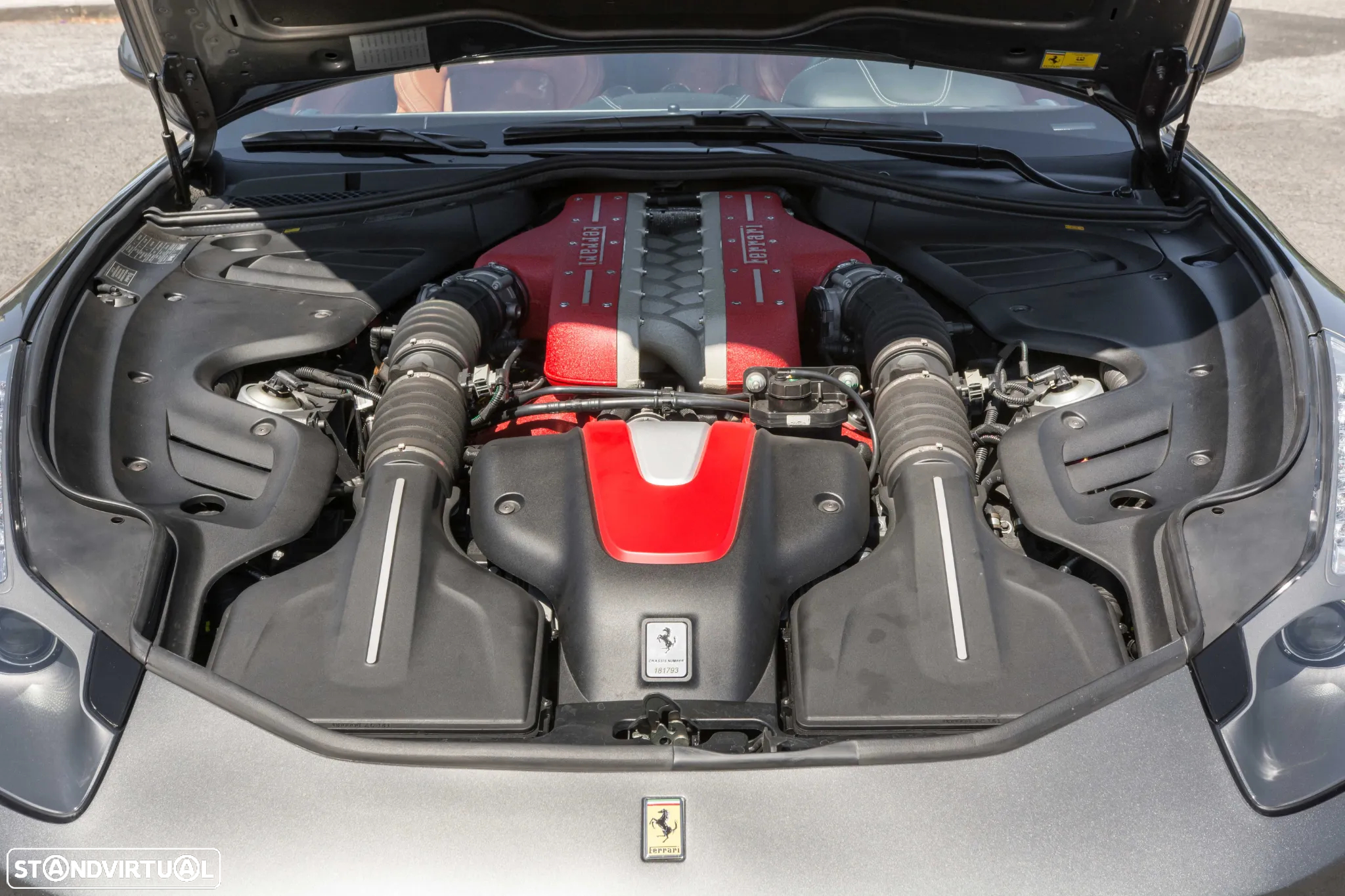 Ferrari FF - 9
