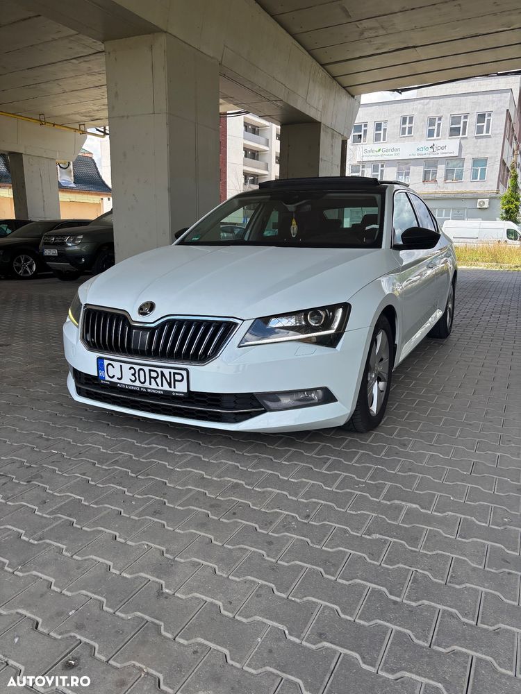 Skoda Superb 2.0 TDI DSG Sportline - 1