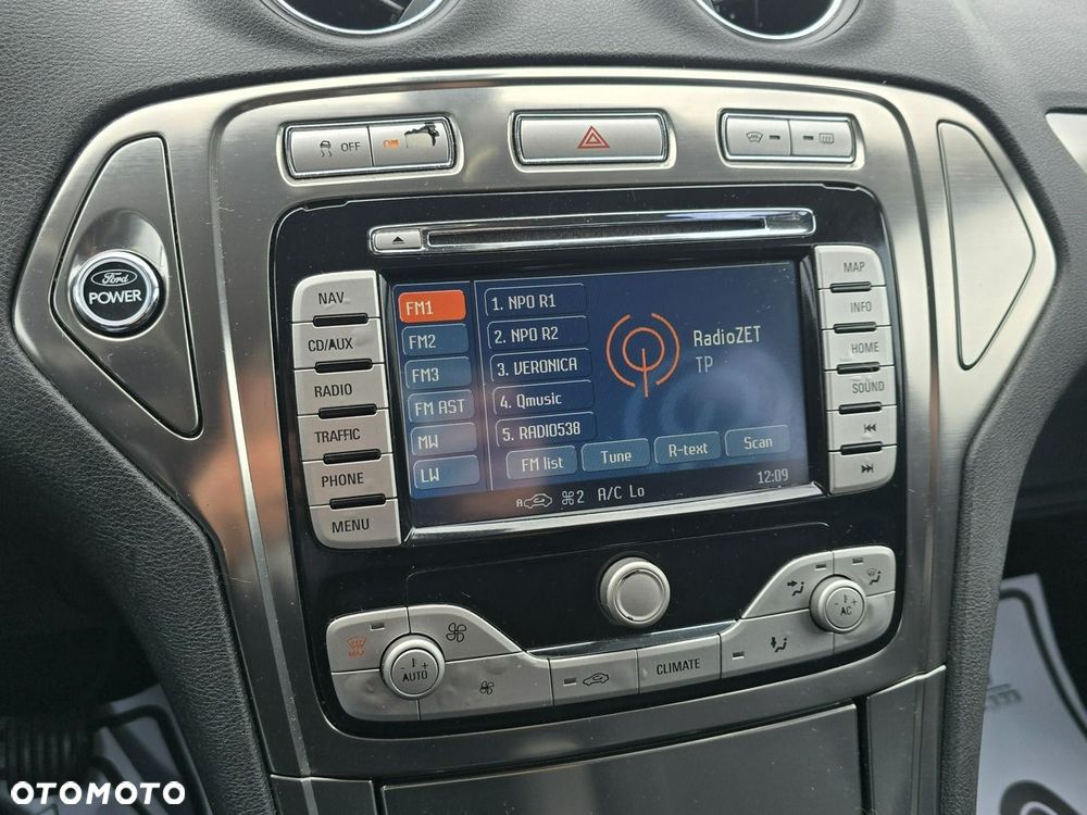Ford Mondeo - 30