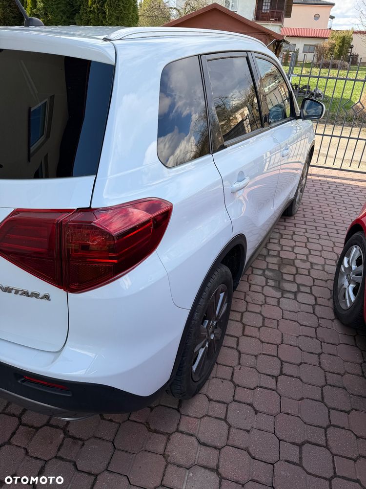 Suzuki Vitara 1.0 Boosterjet Premium 2WD - 6