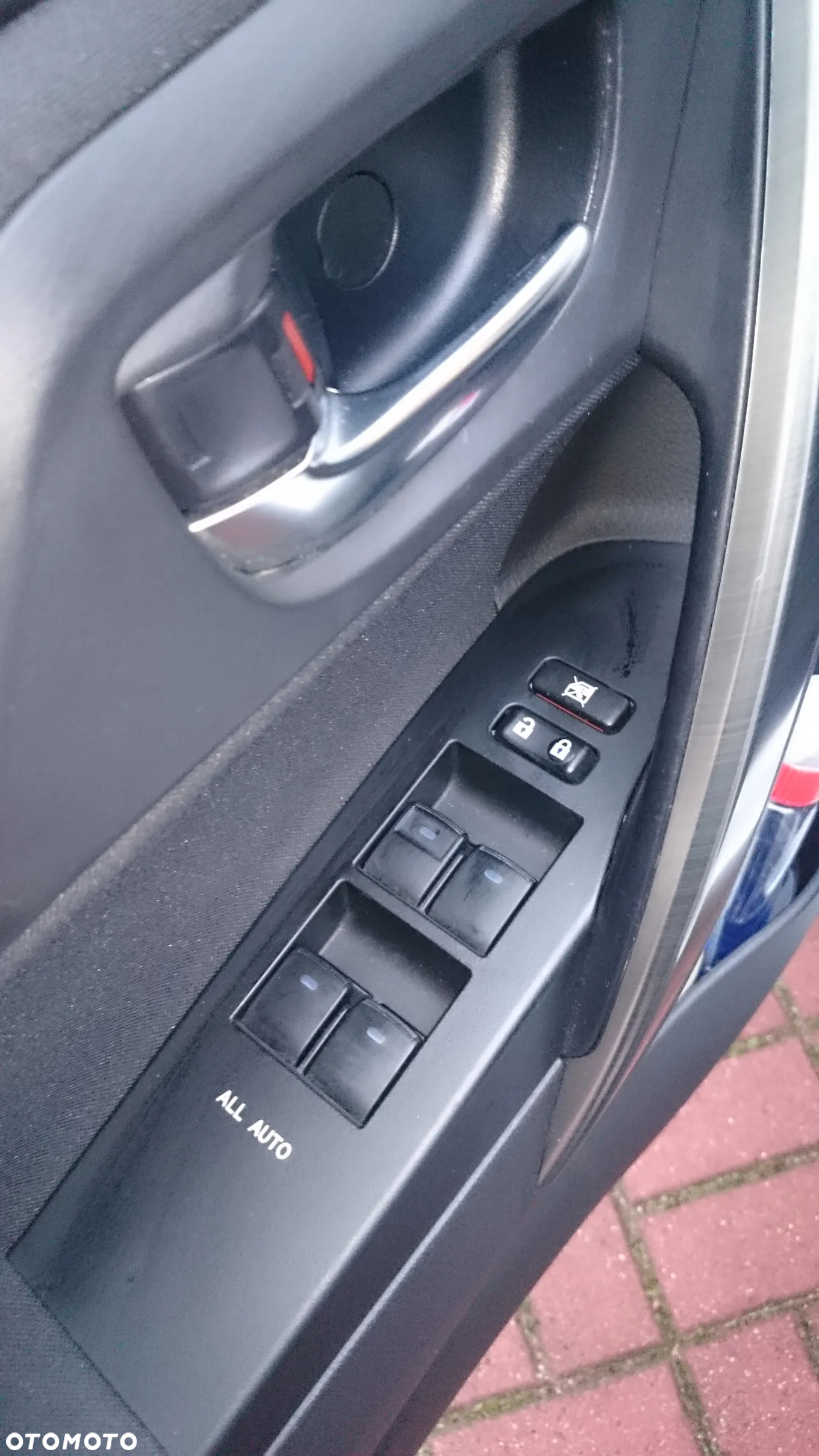 Toyota Auris 1.6 Prestige - 6