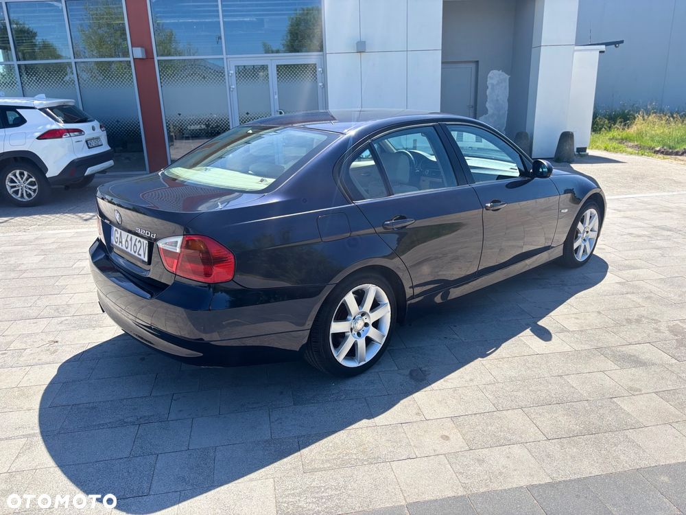 BMW Seria 3 320d DPF - 3