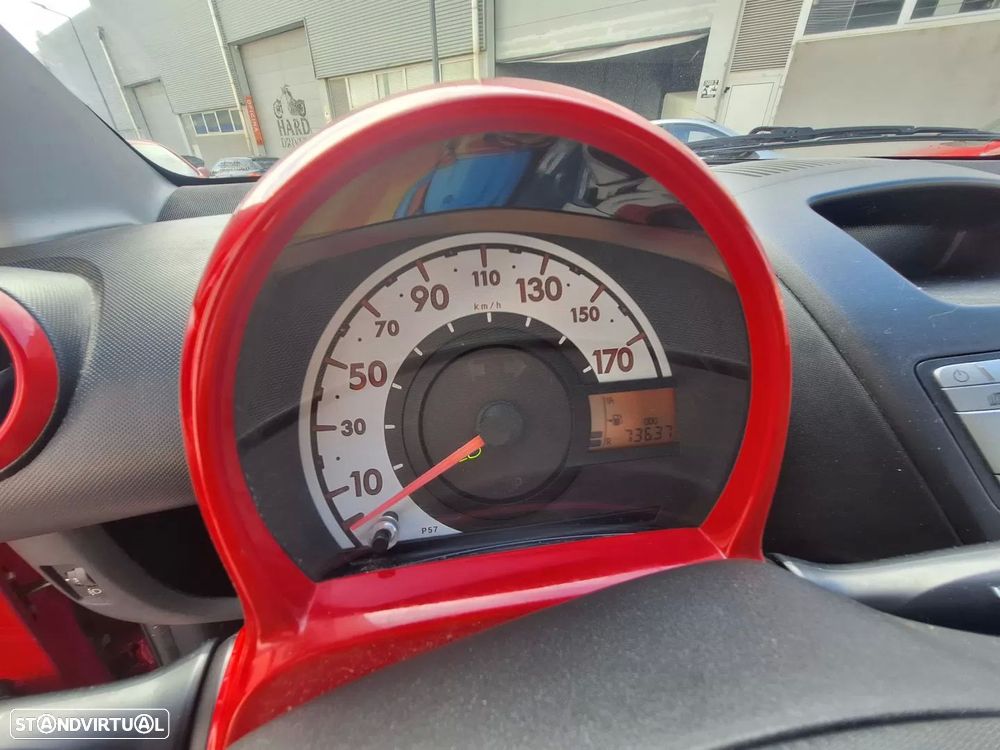 Peugeot 107 1.0 Active - 8