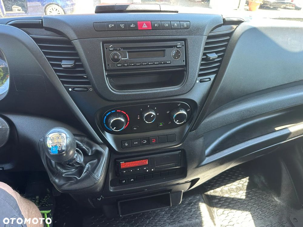 Iveco 70C18 - 21