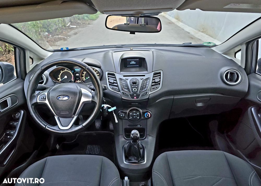 Ford Fiesta - 7