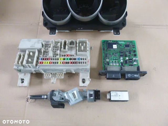 ZESTAW STARTOWY STACYJKA KOMPUTER LICZNIK IMMO MAZDA 3 BK 1.6 BENZYNA Z627 03-09 - 4