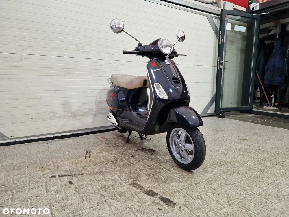 Piaggio Vespa - 4