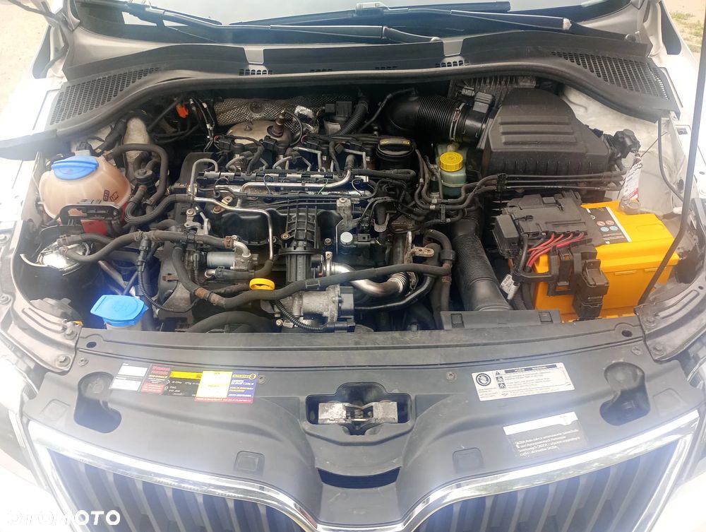 Skoda RAPID 1.6 TDI DPF Ambition - 4