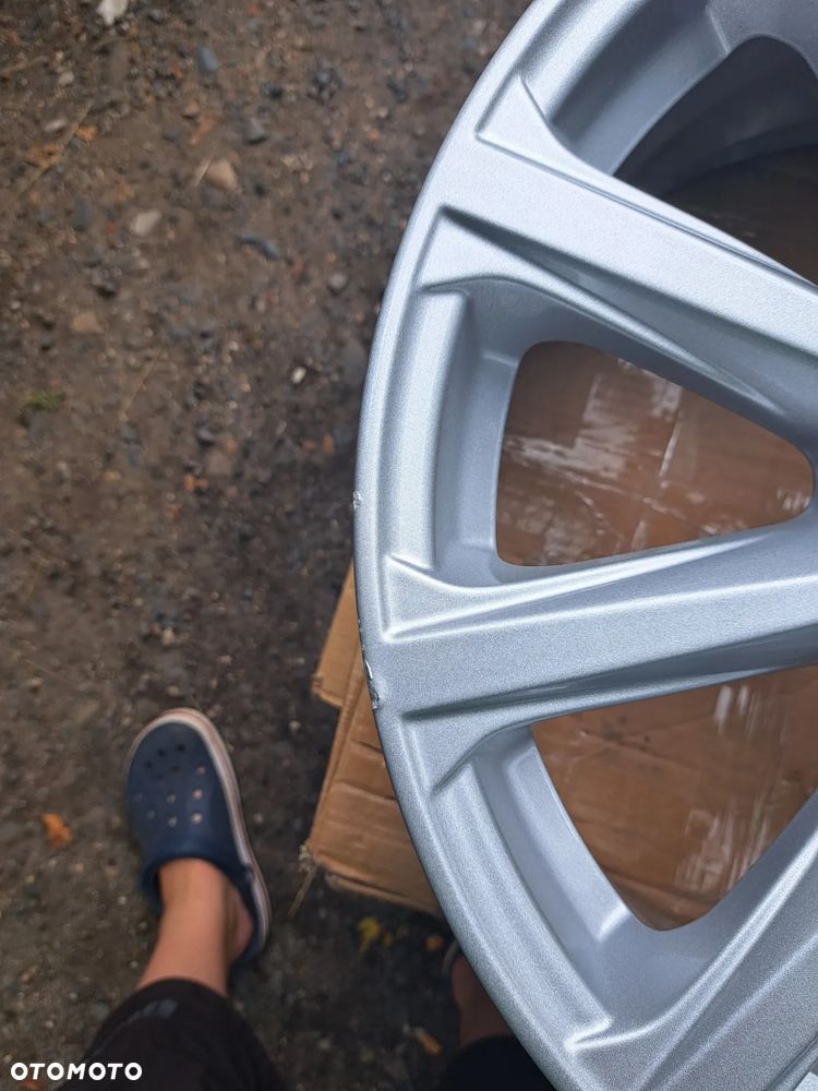Felga aluminiowa Ford S-Max Galaxy 17 Cali 7.5Jx17H2 ET 55 EM2C-1007-C1A 1889410 - 4