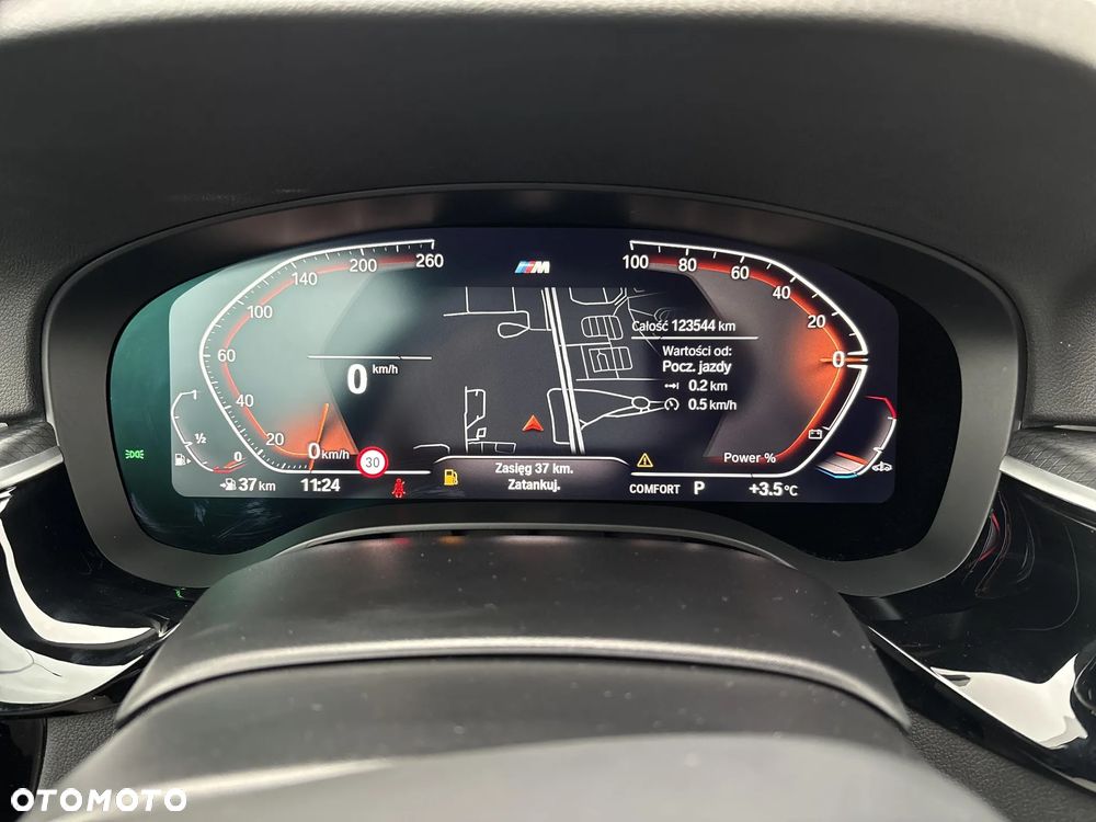 BMW Seria 5 530i xDrive mHEV M Sport sport - 17