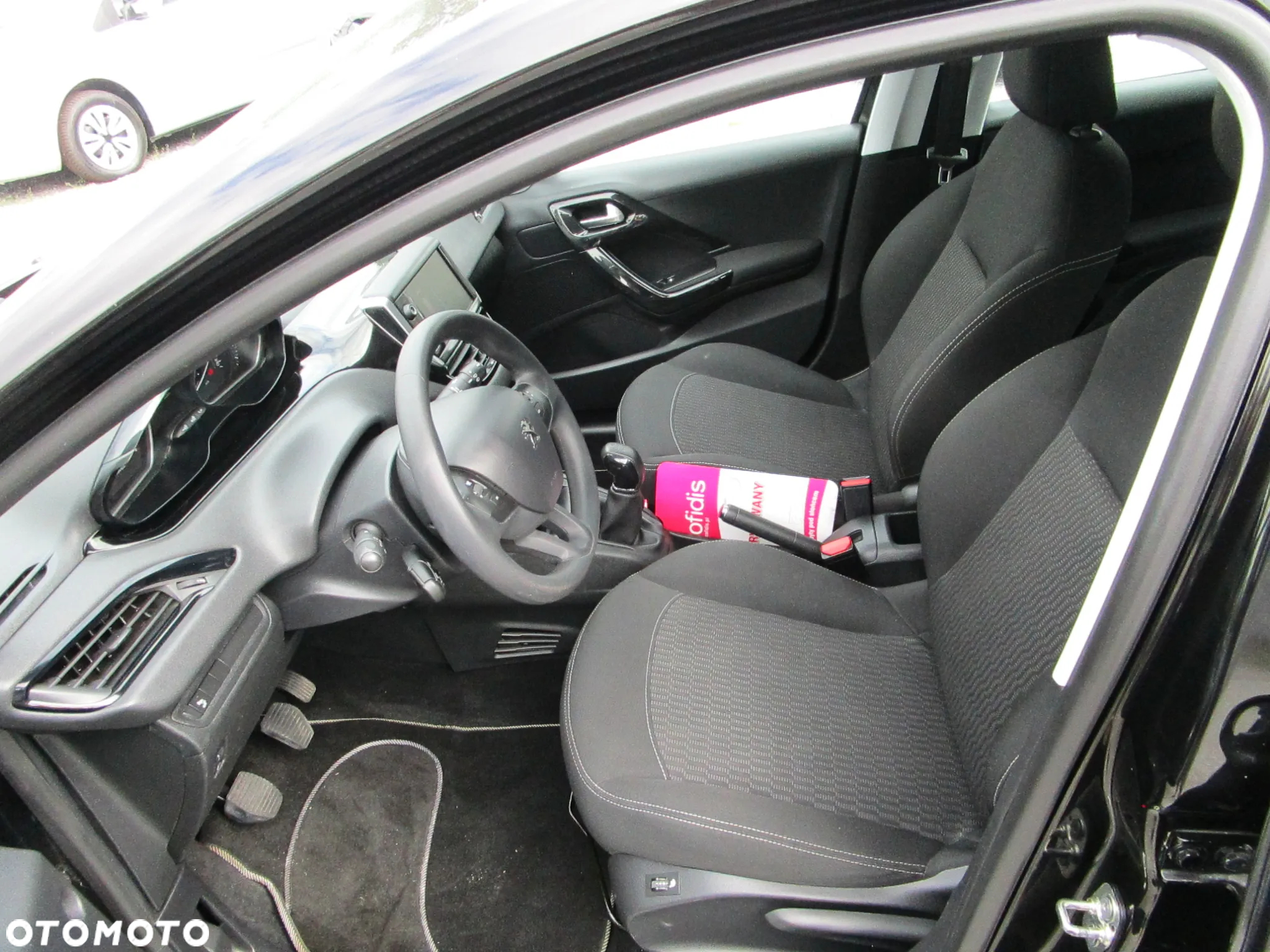 Peugeot 208 1.2 PureTech Active - 18