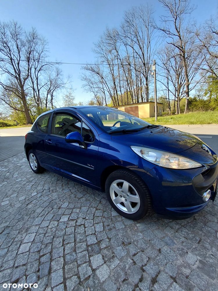 Peugeot 207 1.4 Trendy - 25