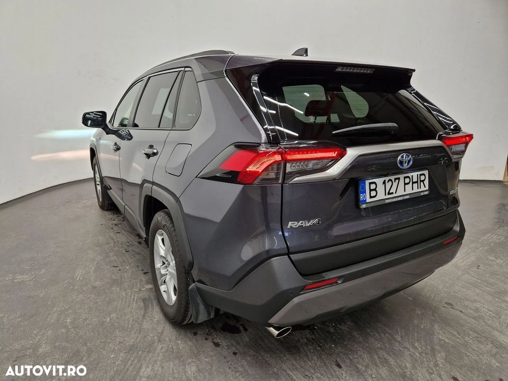 Toyota RAV4 - 2