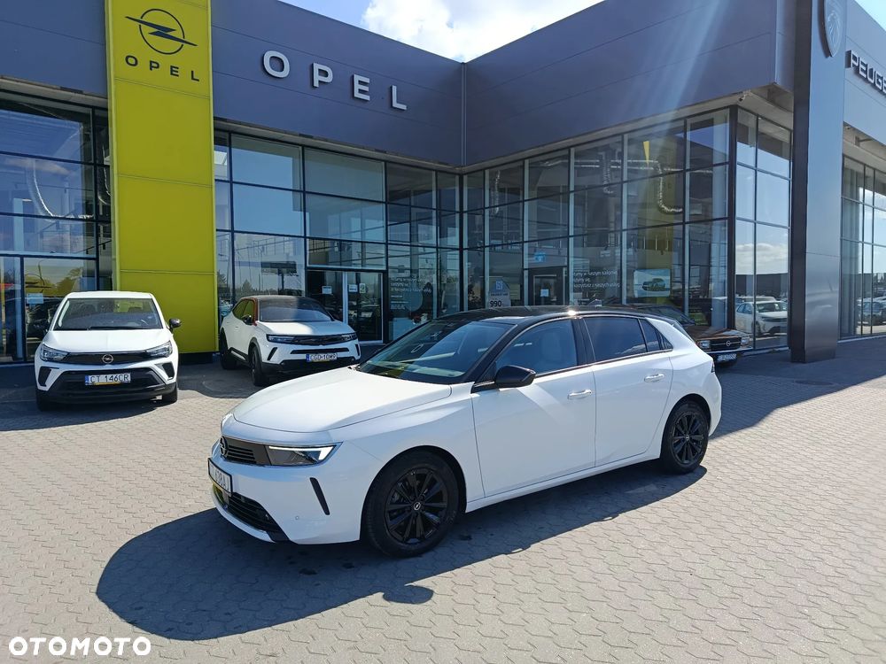 Opel Astra 1.2 T Business Edition S&S - 1