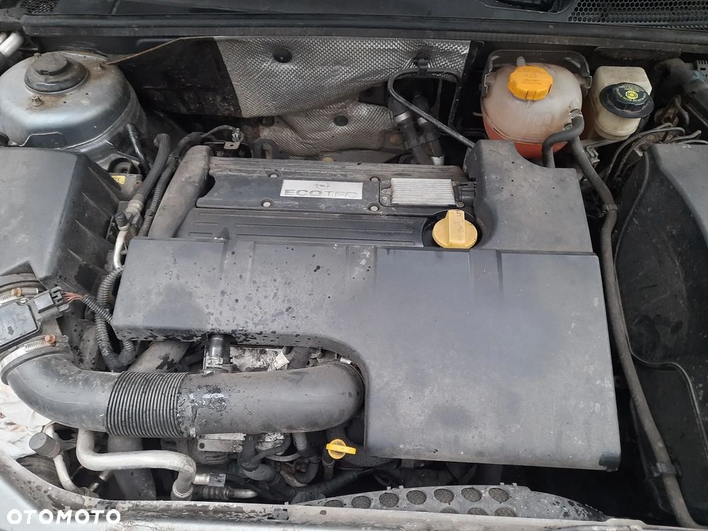 Skrzynia biegów manual F23 XX  Opel 2.2 Z22SE rozrusznik od przodu