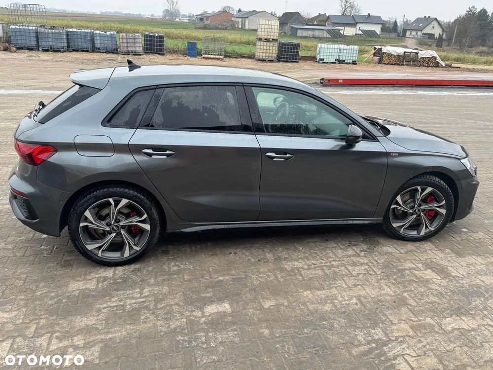 Audi A3 Sportback - 2