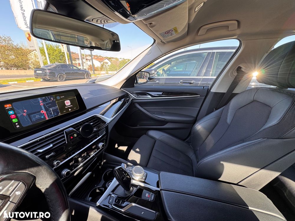 BMW Seria 5 520d Aut. - 9