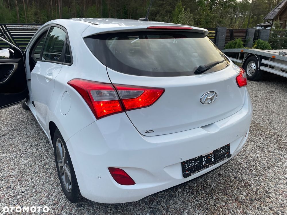 Hyundai i30 - 16