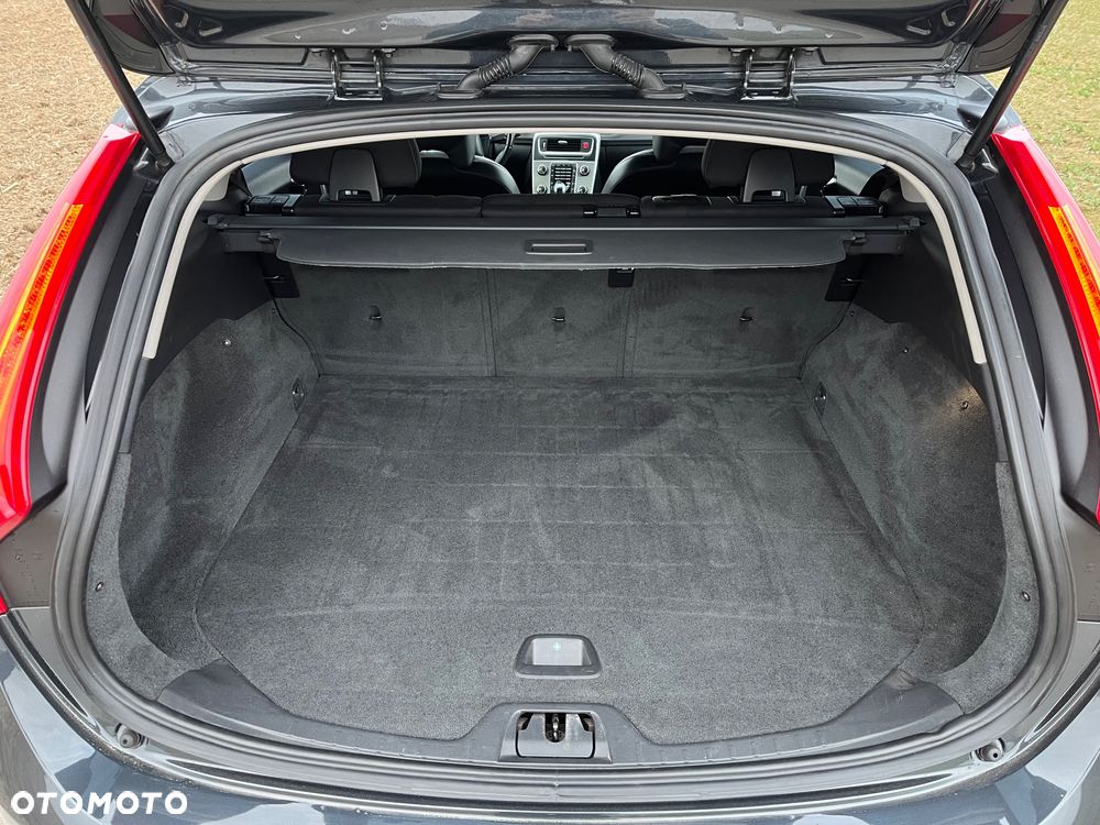 Volvo V60 D3 Drive-E Dynamic Edition (Momentum) - 11