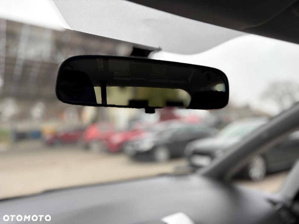 Kia Venga 1.6 M - 12