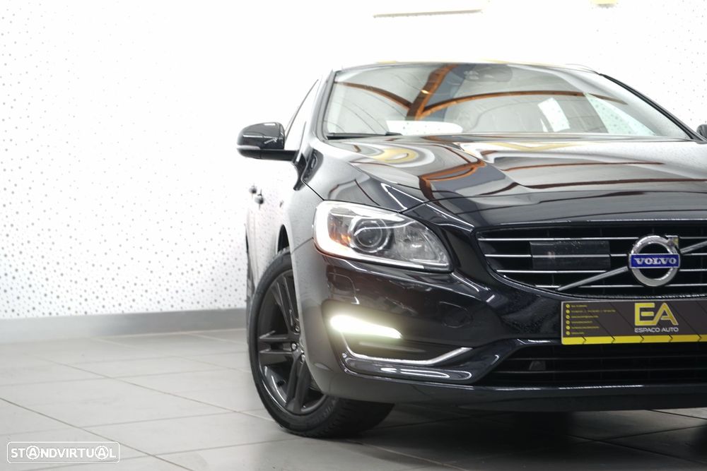 Volvo V60 2.4 D6 Summum AWD Phev - 6