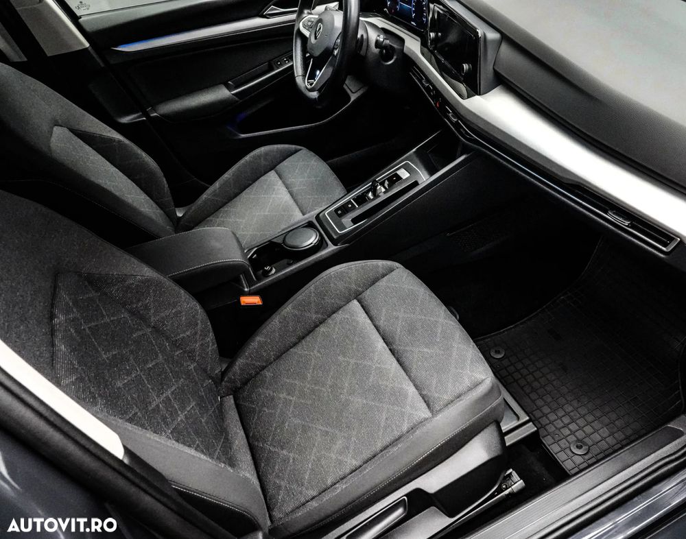 Volkswagen Golf 1.5 eTSI ACT DSG MHEV Style - 12
