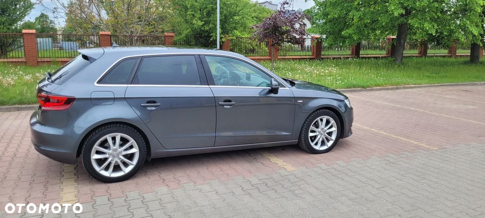 Audi A3 Sportback 2.0 TDI (clean diesel) quattro Ambition - 8